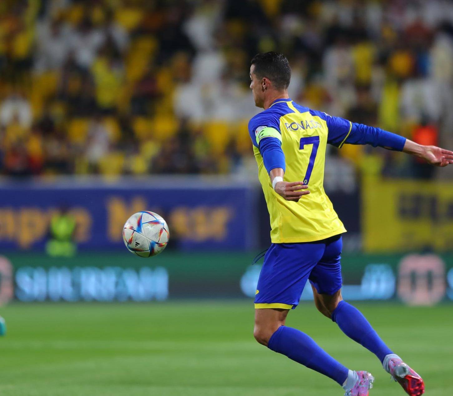 金州勇士迎国王杯关键赛,今夜防线松动,信心回归,医务组通报恢复 金州勇士迎国王杯关键赛,今夜防线松动,信心回归,医务组通报恢复