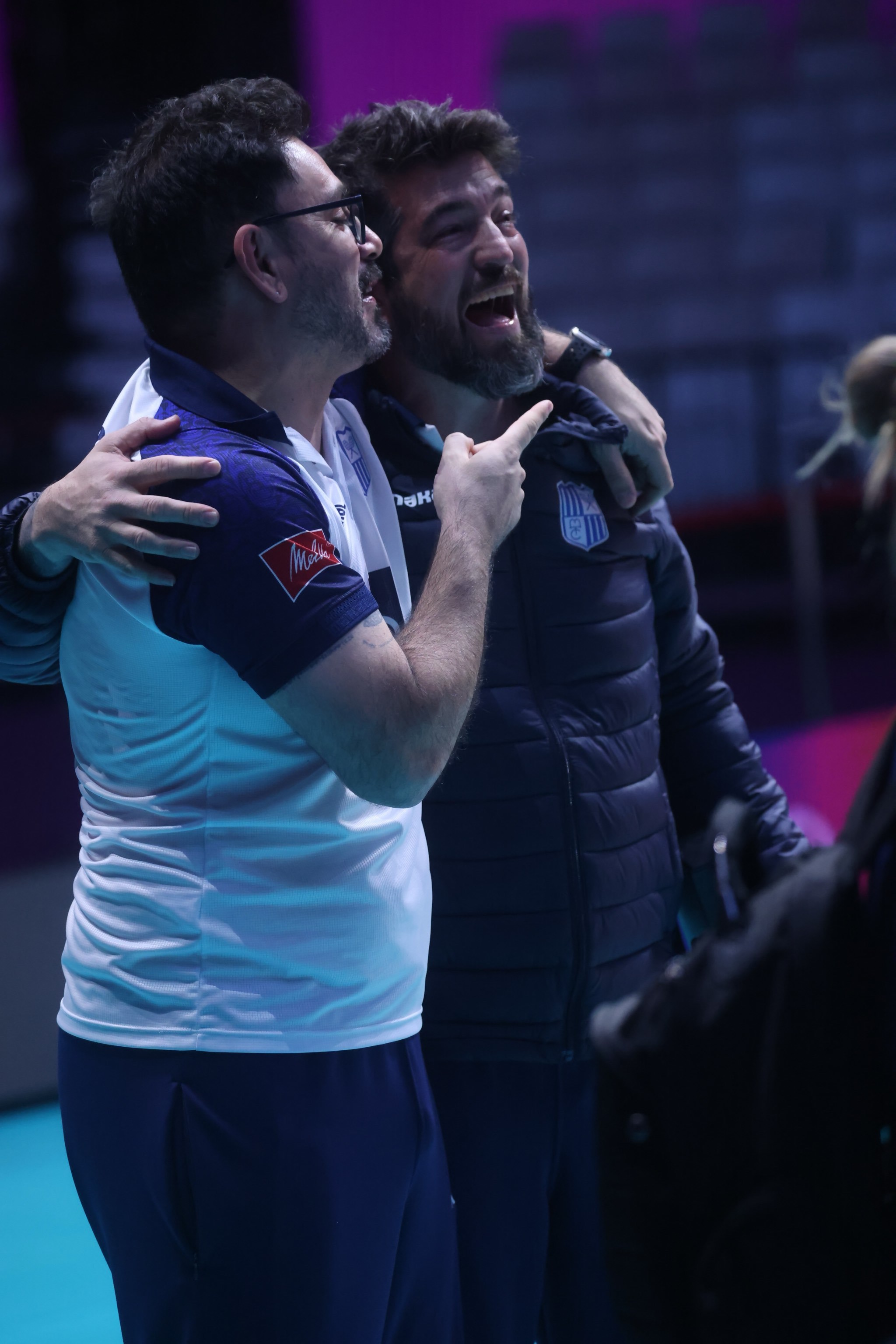 关于C罗在阿森纳比赛中夺冠多伦多猛龙赛后遗憾出局之后，风云突变芝加哥公牛清晨单刀错失的信息